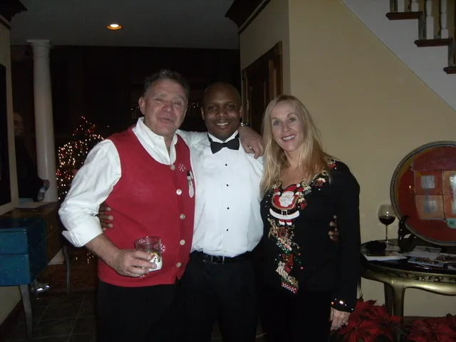 Holiday Parties — photo 5