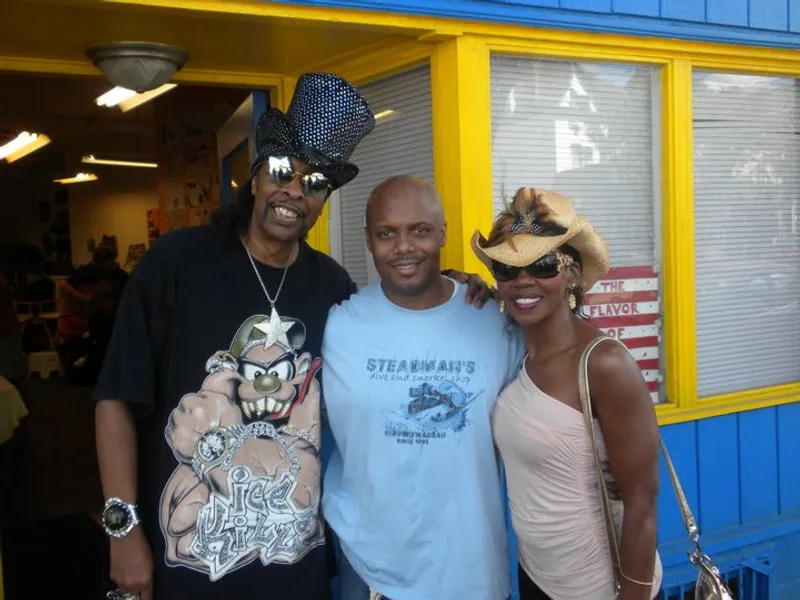 Celebrity Guests — photo 7