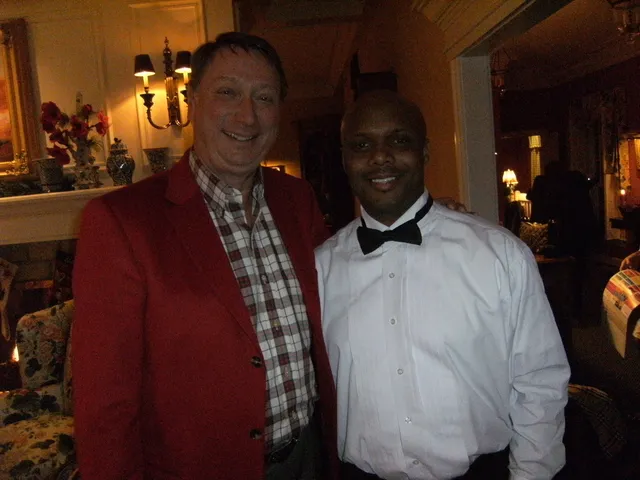 Holiday Parties — photo 7