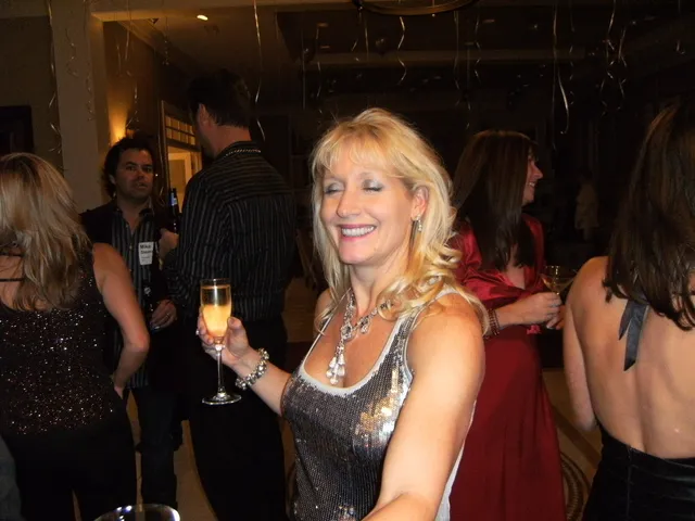 Holiday Parties — photo 16