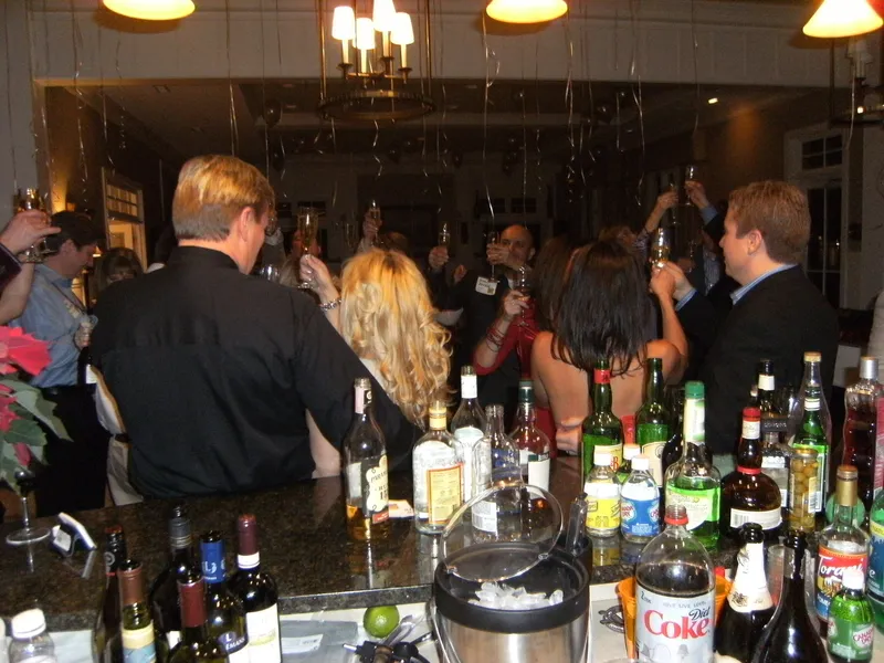 Holiday Parties — photo 17